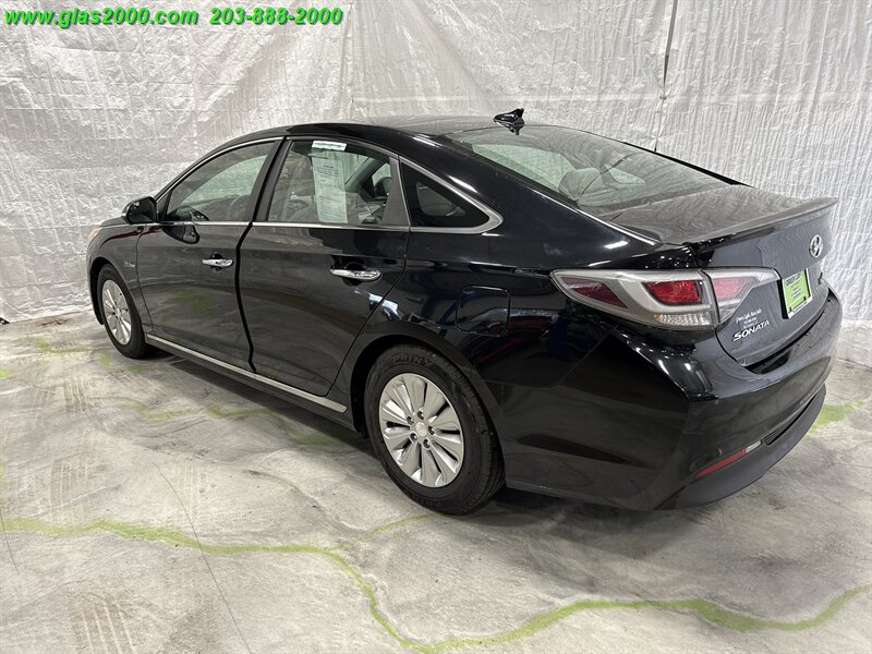 2016 Hyundai Sonata Hybrid SE Image 6 of 27