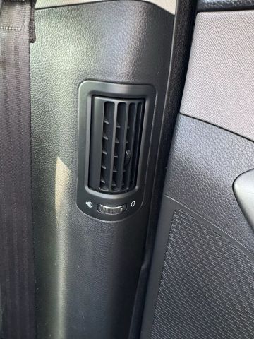 Vehicle image 26 of 53