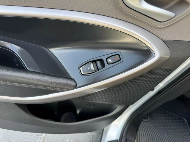 Vehicle image 18 of 53