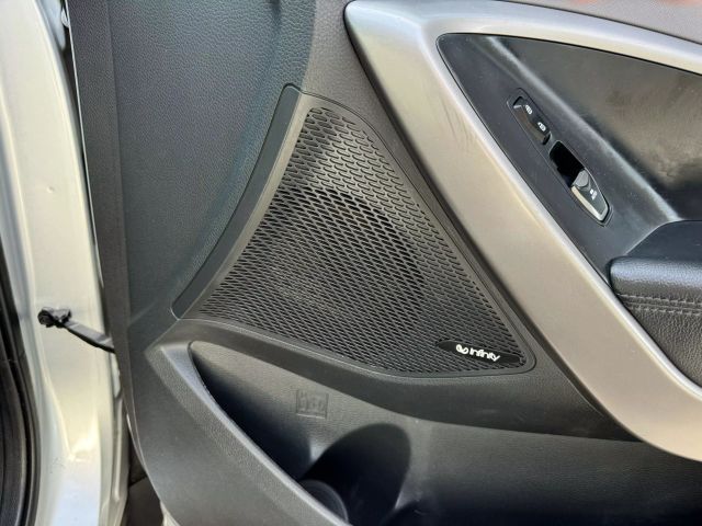 Vehicle image 28 of 53