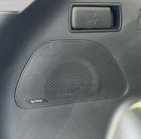 Vehicle image 15 of 53