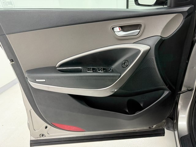 Vehicle image 24 of 41
