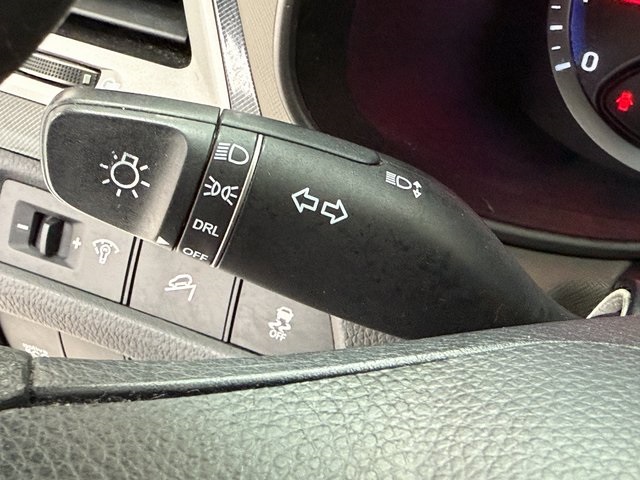 Vehicle image 29 of 41