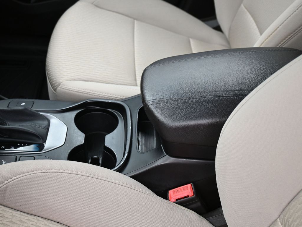 Vehicle image 20 of 42