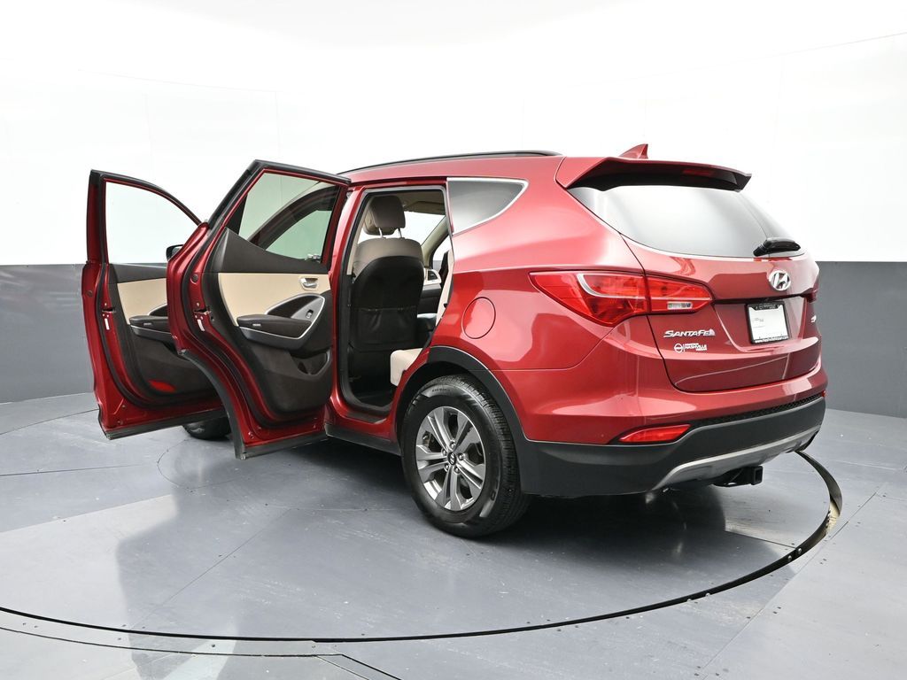 Vehicle image 23 of 42