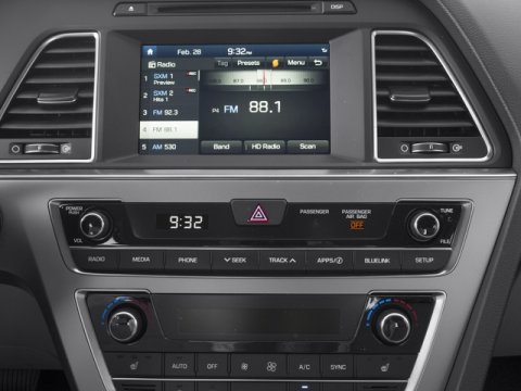 2016 Hyundai Sonata 2.4L Sport Image 17 of 18