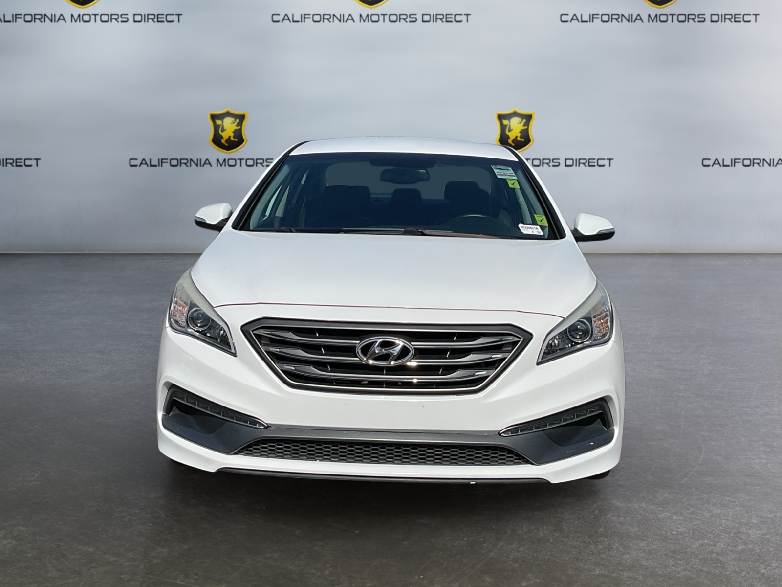 2016 Hyundai Sonata 2.4L Sport Image 2 of 27