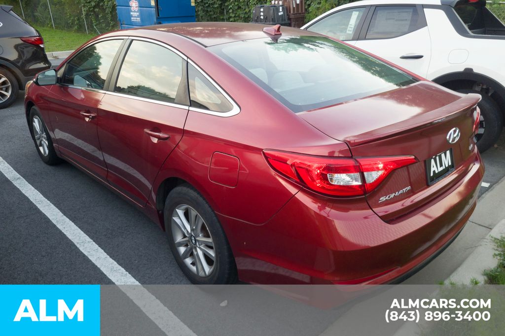 Vehicle image 5 of 24