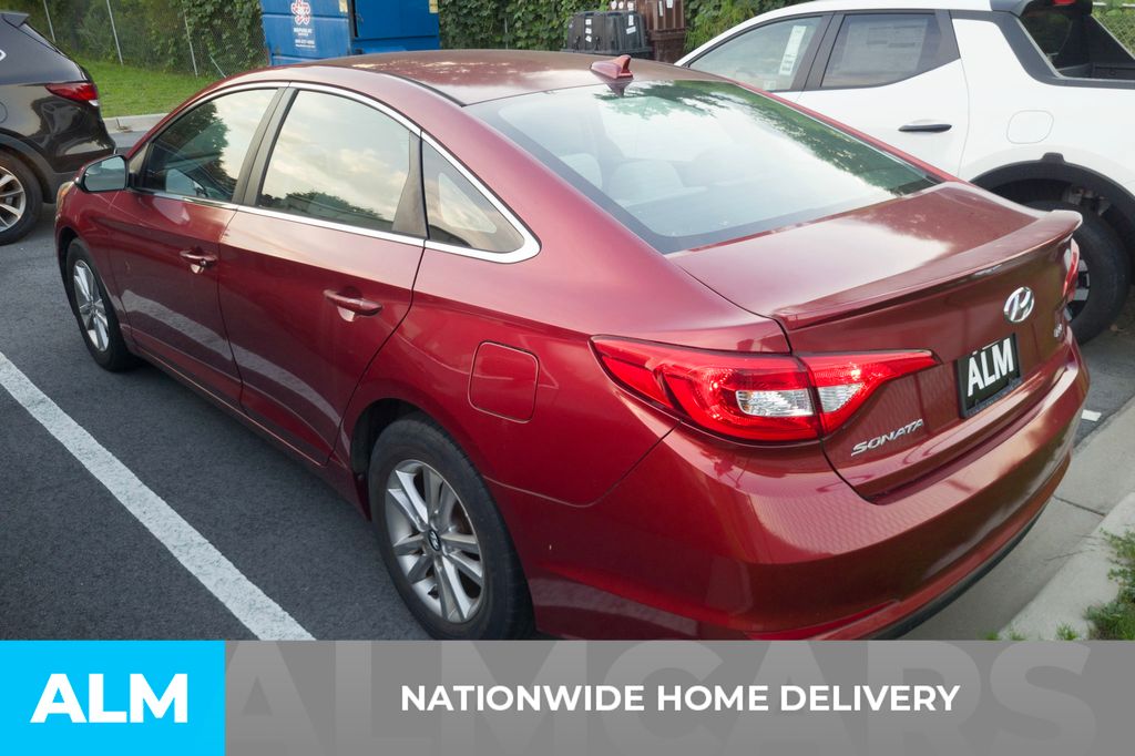 Vehicle image 6 of 24