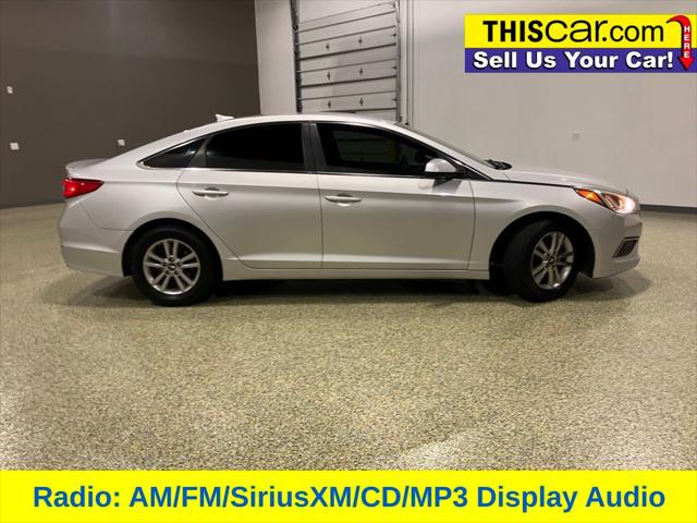 Vehicle image 3 of 22