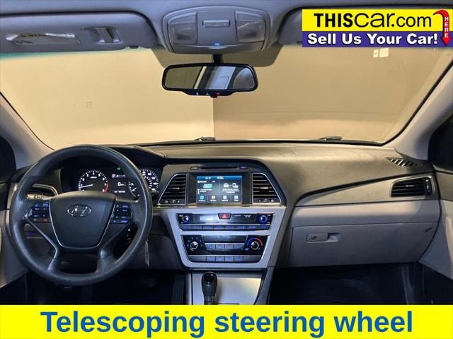 Vehicle image 12 of 22