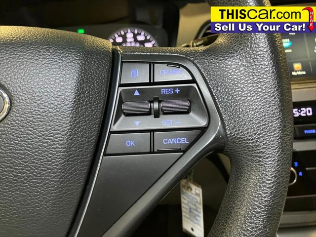 Vehicle image 15 of 22