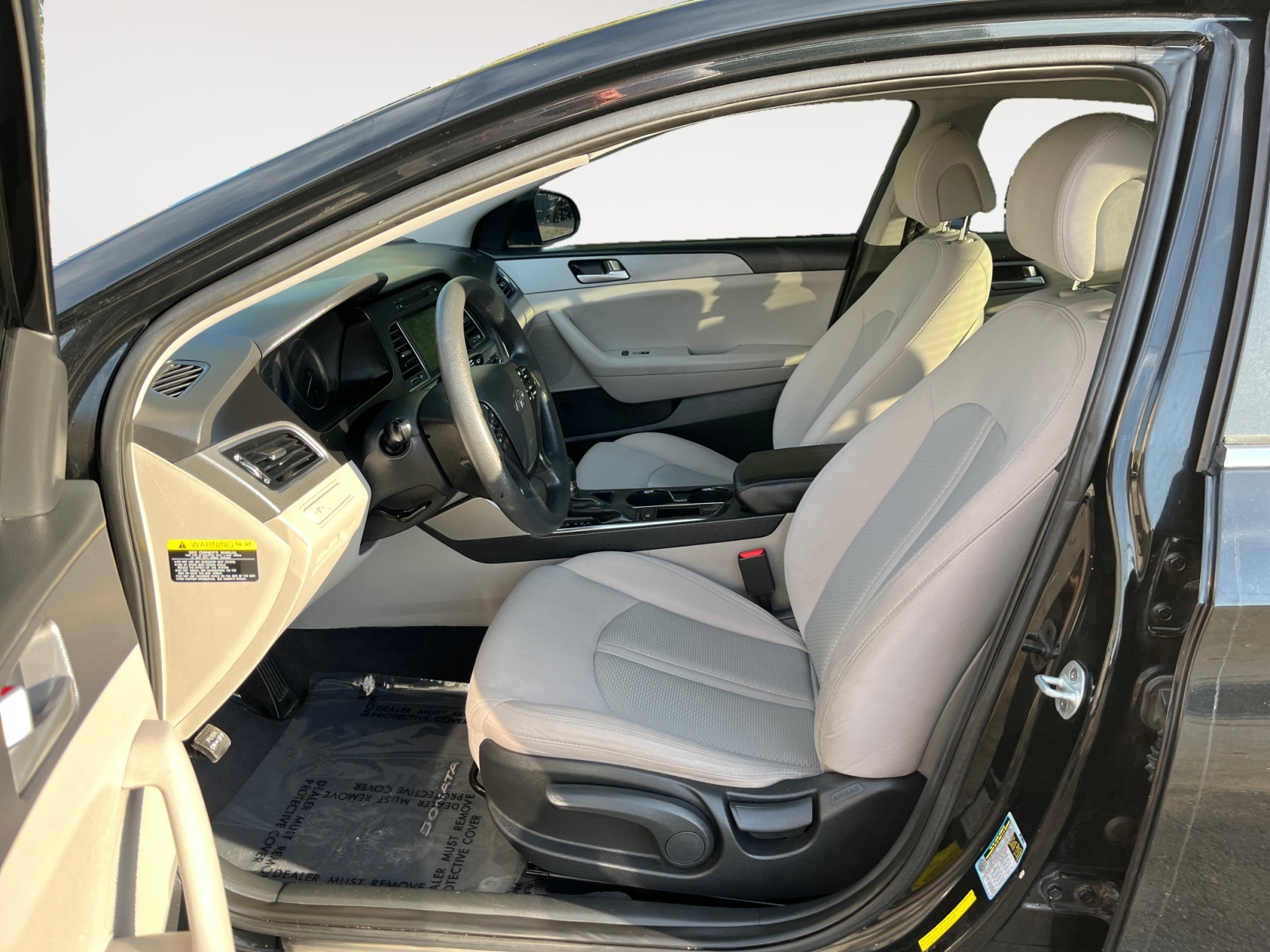 Vehicle image 9 of 36