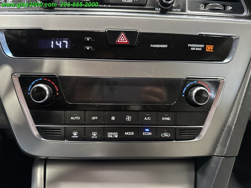 2016 Hyundai Sonata Hybrid SE Image 24 of 29