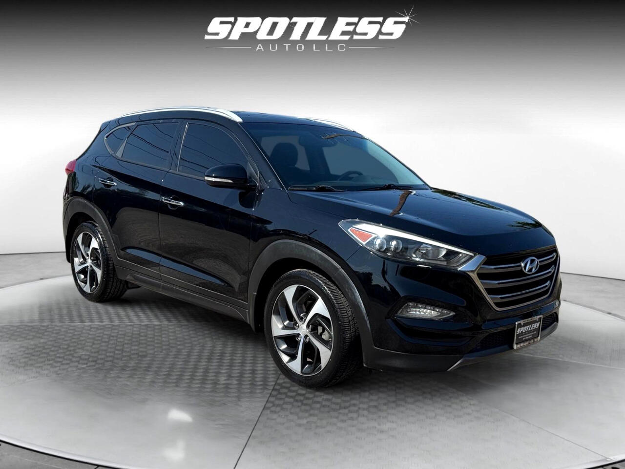 Vehicle image 4 of 29