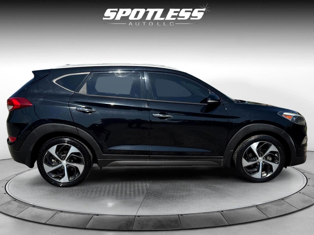 Vehicle image 6 of 29