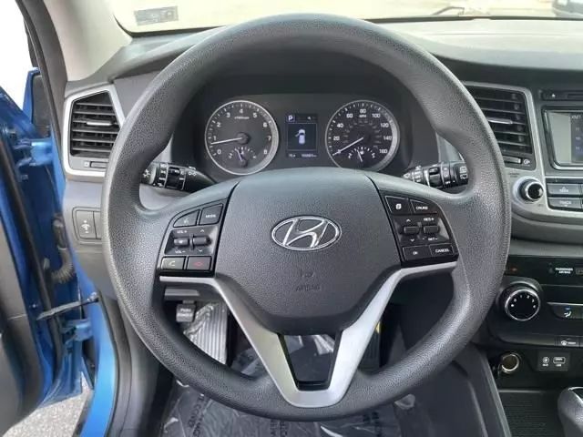 Vehicle image 18 of 37
