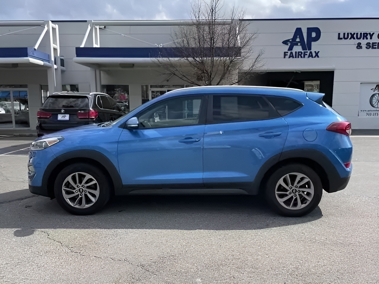 Vehicle image 37 of 37