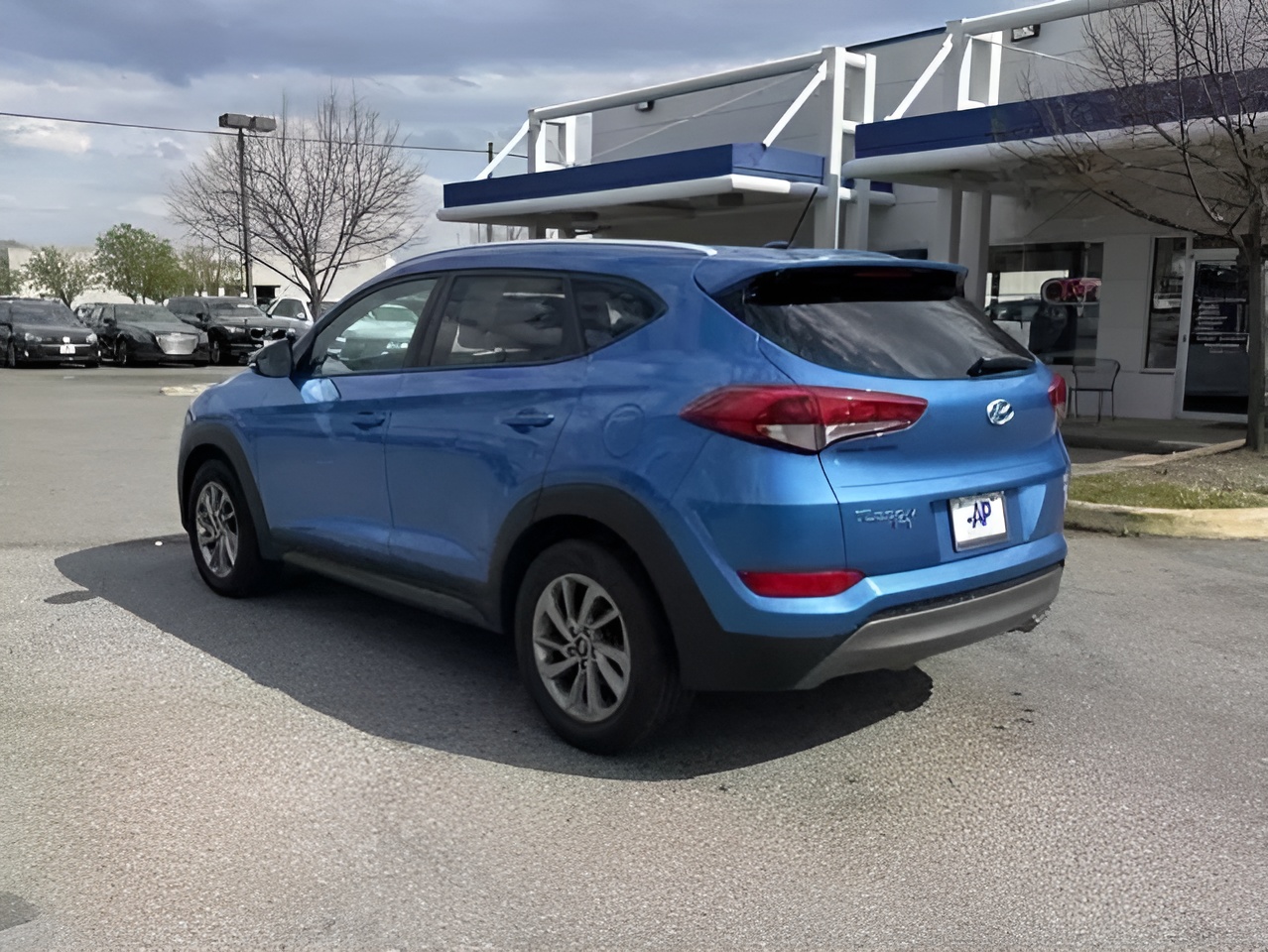 Vehicle image 36 of 37