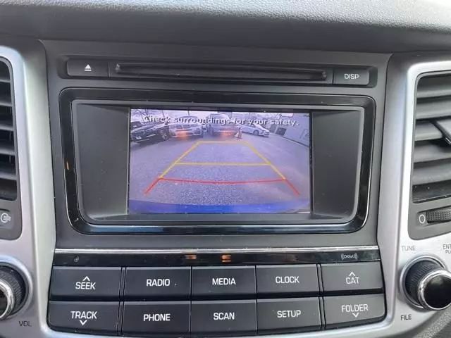 Vehicle image 20 of 37