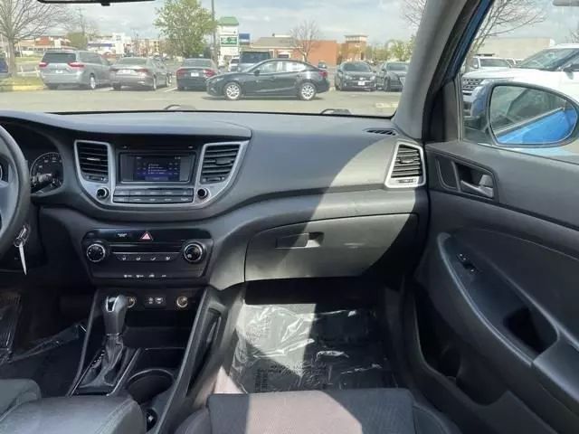 Vehicle image 14 of 37