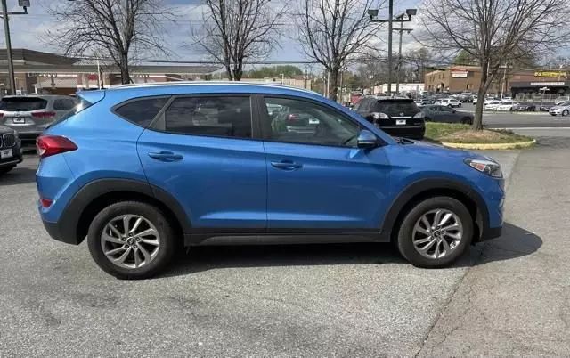 Vehicle image 6 of 37