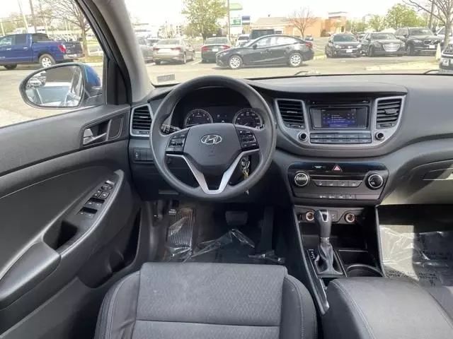 Vehicle image 13 of 37