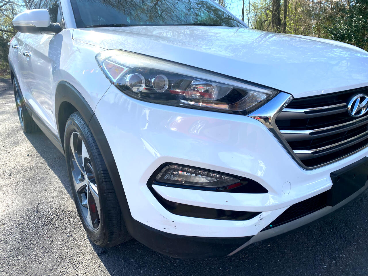 Vehicle image 16 of 61