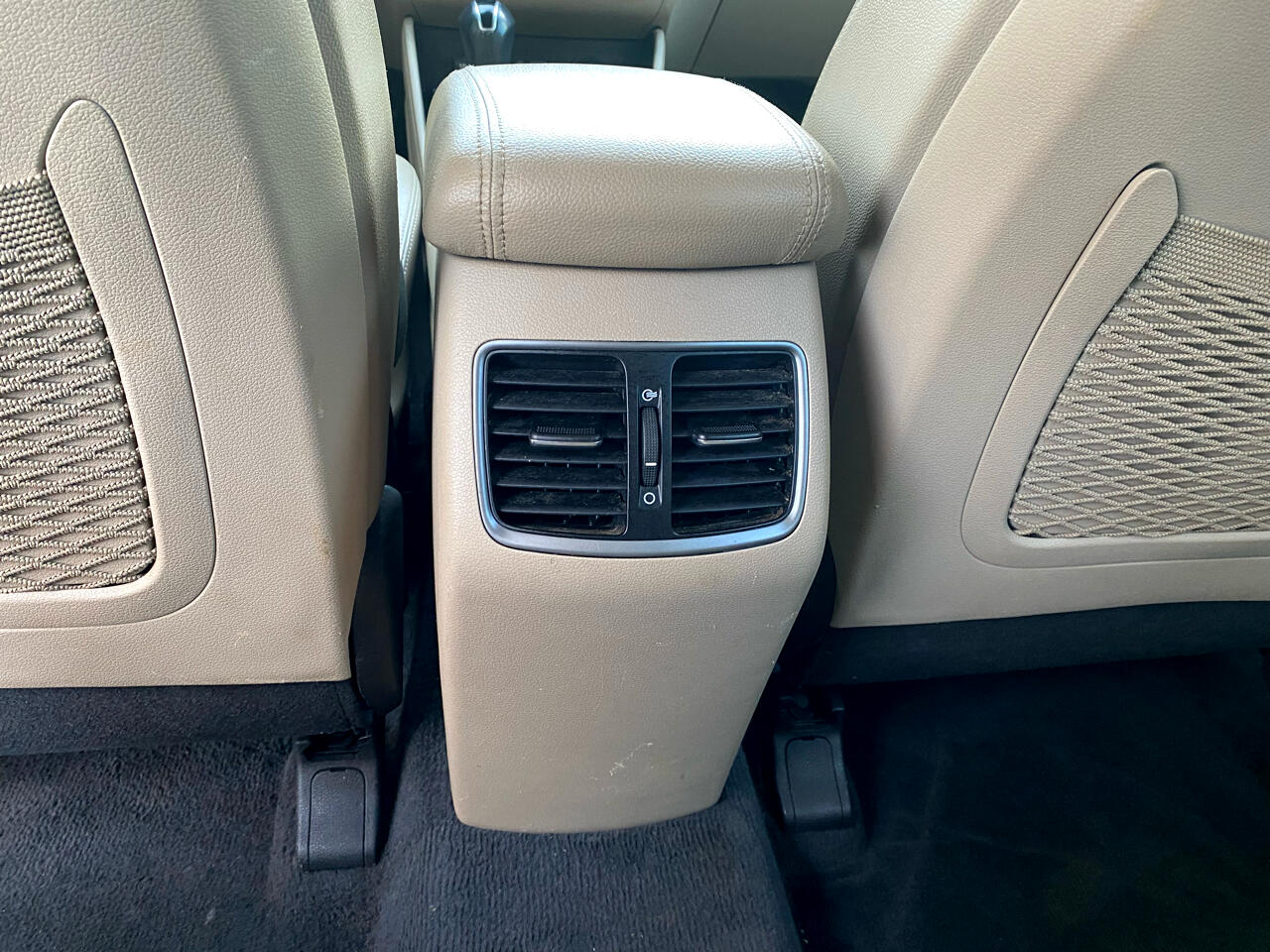 Vehicle image 41 of 61