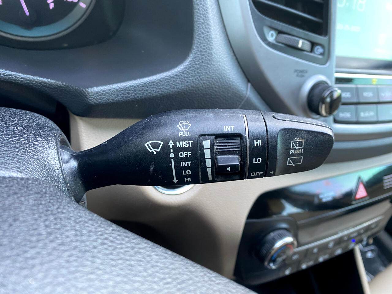 Vehicle image 26 of 61