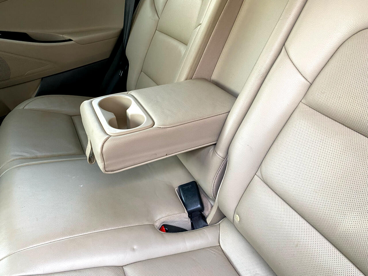 Vehicle image 42 of 61