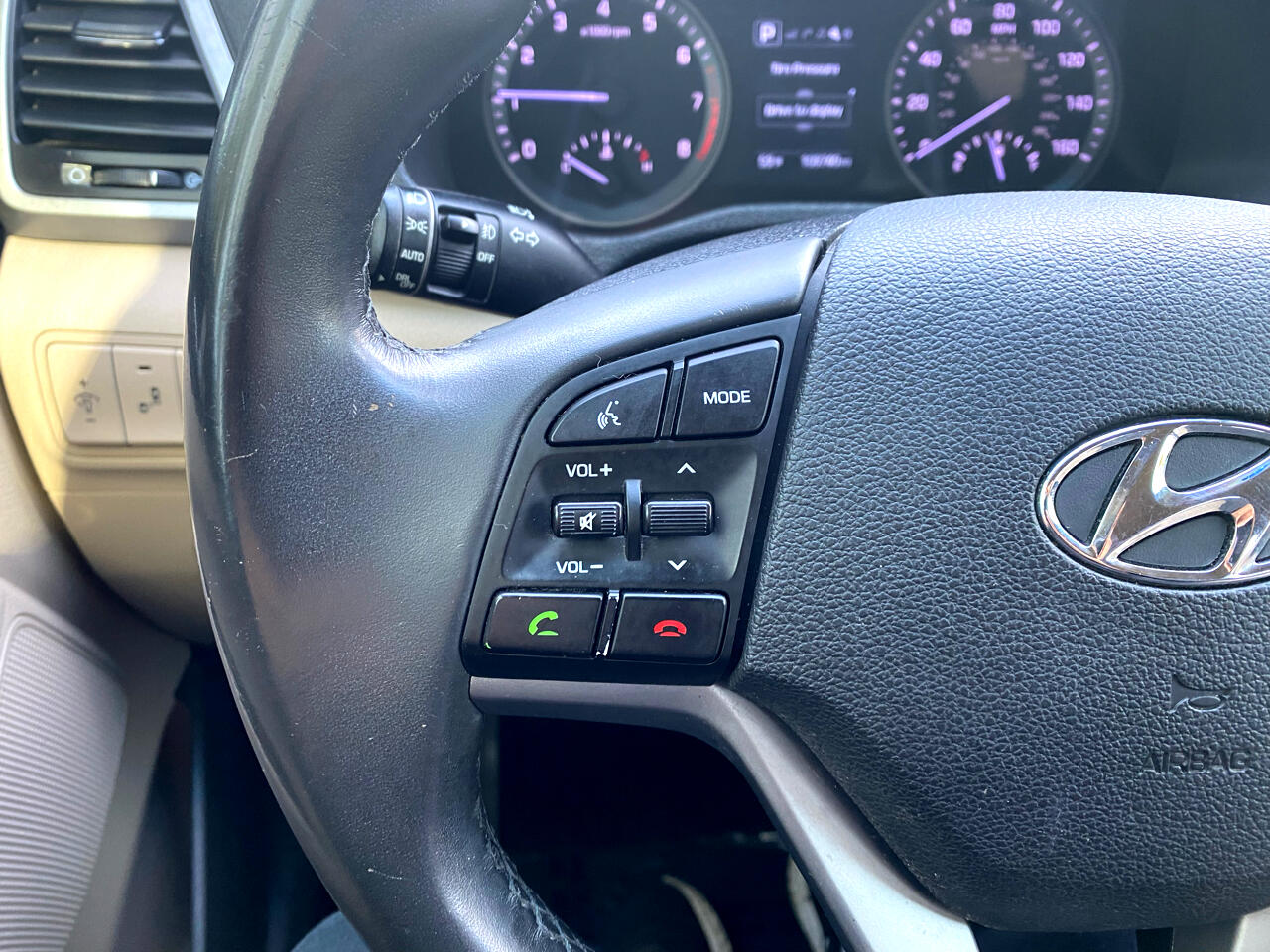 Vehicle image 23 of 61