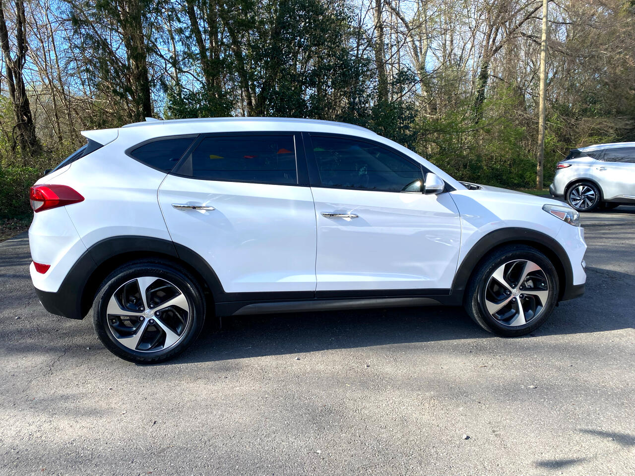 Vehicle image 7 of 61