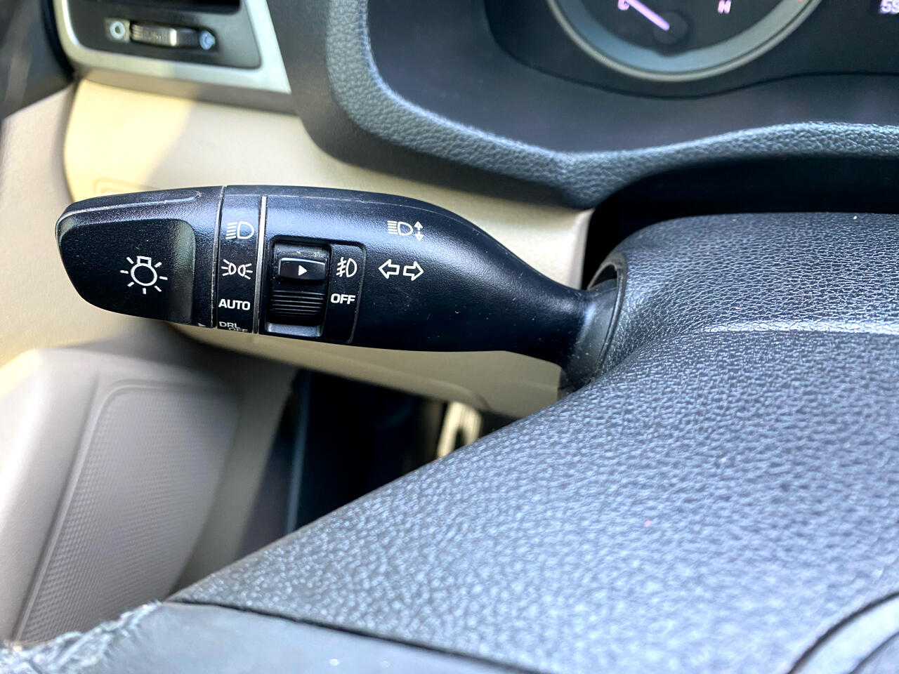 Vehicle image 25 of 61