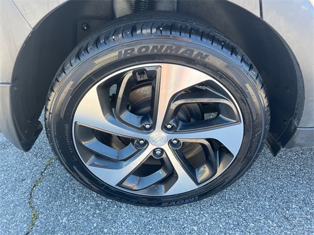 Vehicle image 7 of 30