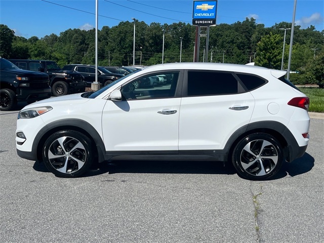 Vehicle image 6 of 30