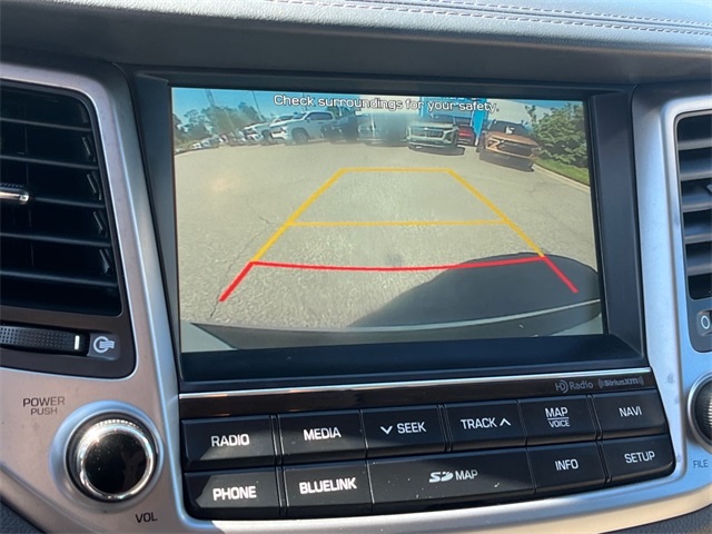 Vehicle image 15 of 30