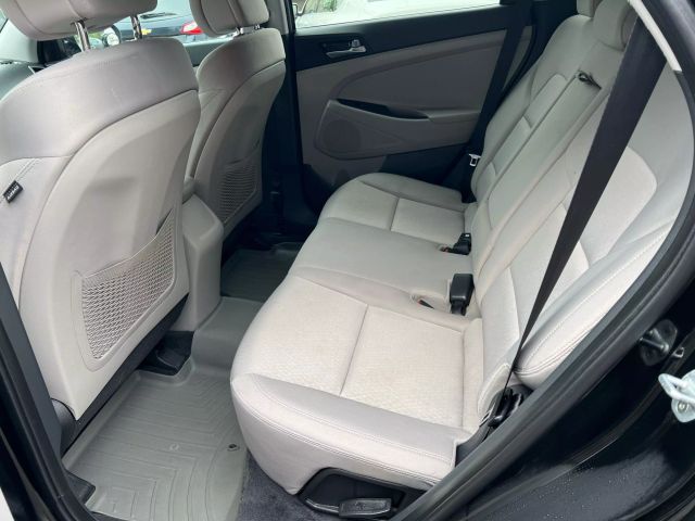 Vehicle image 13 of 17
