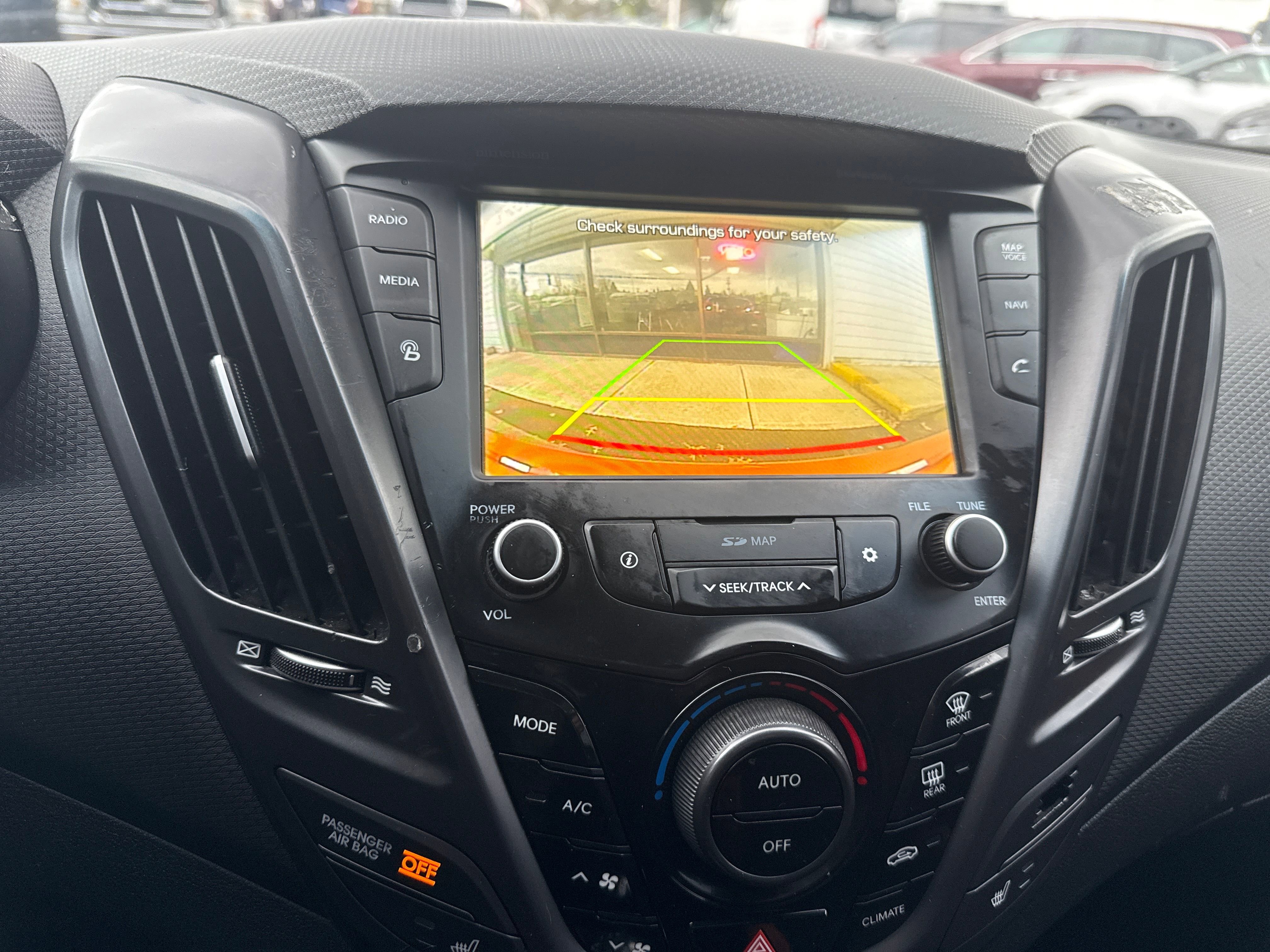 Vehicle image 12 of 19