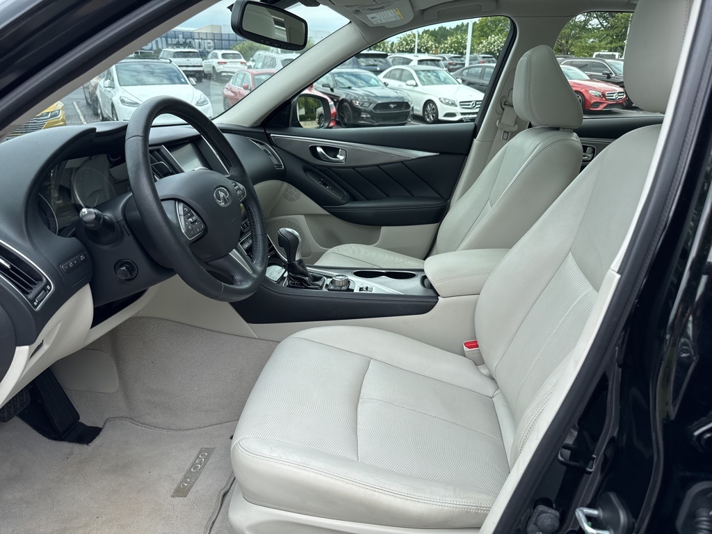 2016 INFINITI Q50 2.0T Premium Image 11 of 11