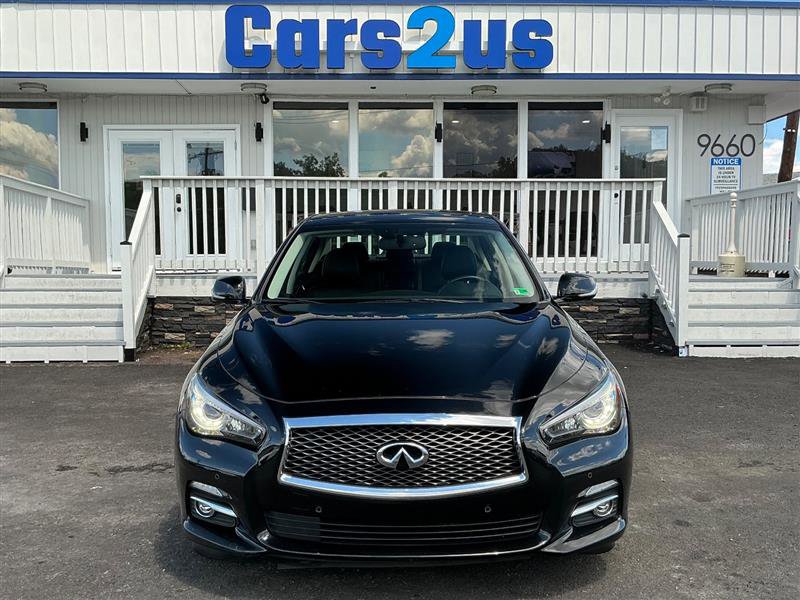 2016 INFINITI Q50 3.0T Premium Image 2 of 47
