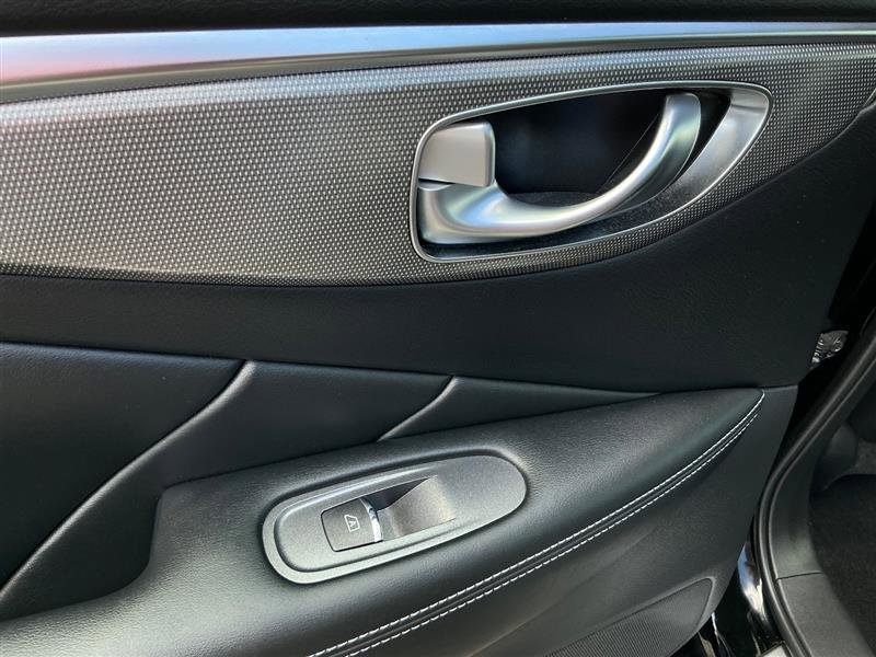 2016 INFINITI Q50 3.0T Premium Image 33 of 47