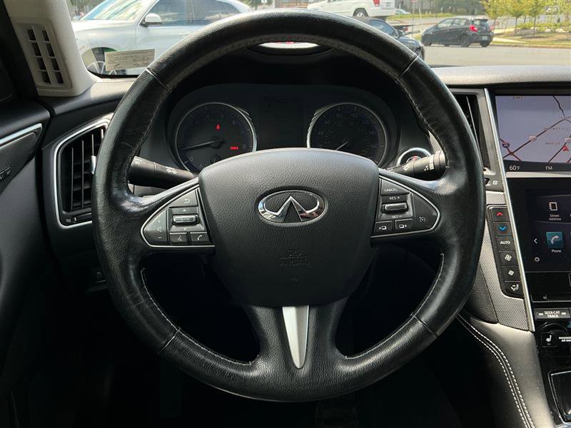 2016 INFINITI Q50 3.0T Premium Image 24 of 47