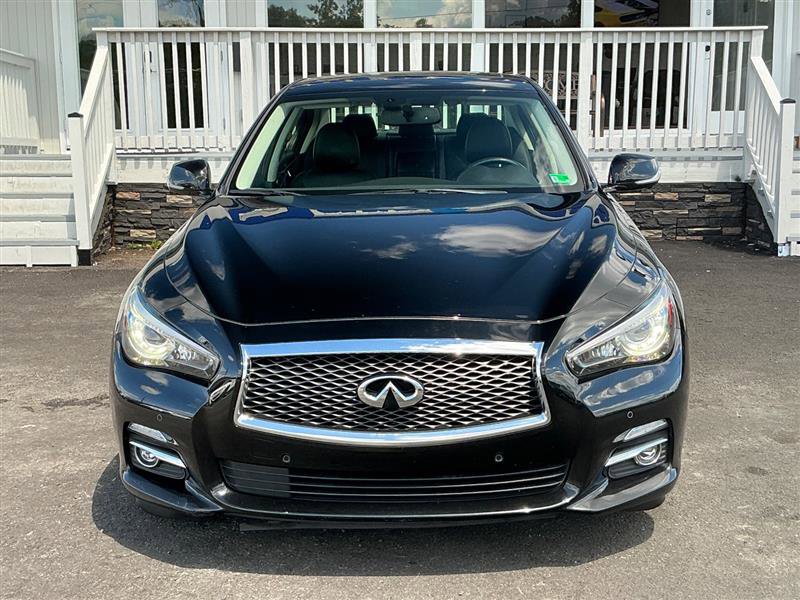 2016 INFINITI Q50 3.0T Premium Image 3 of 47