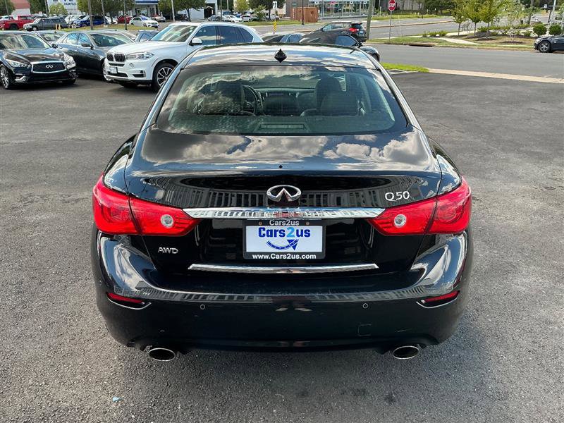 2016 INFINITI Q50 3.0T Premium Image 7 of 47