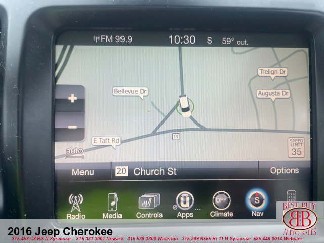 Vehicle image 17 of 18