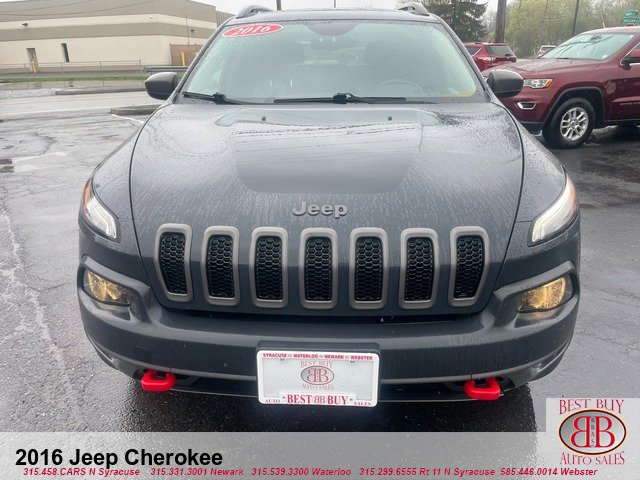 Vehicle image 4 of 18