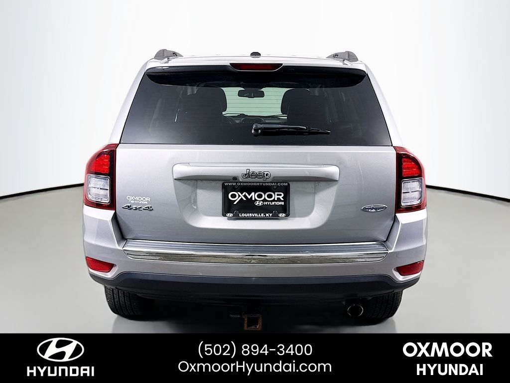 Vehicle image 6 of 31
