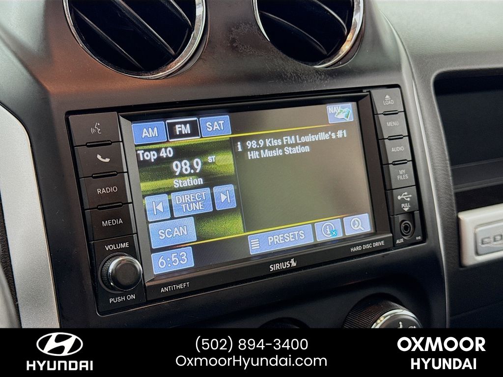 Vehicle image 11 of 31