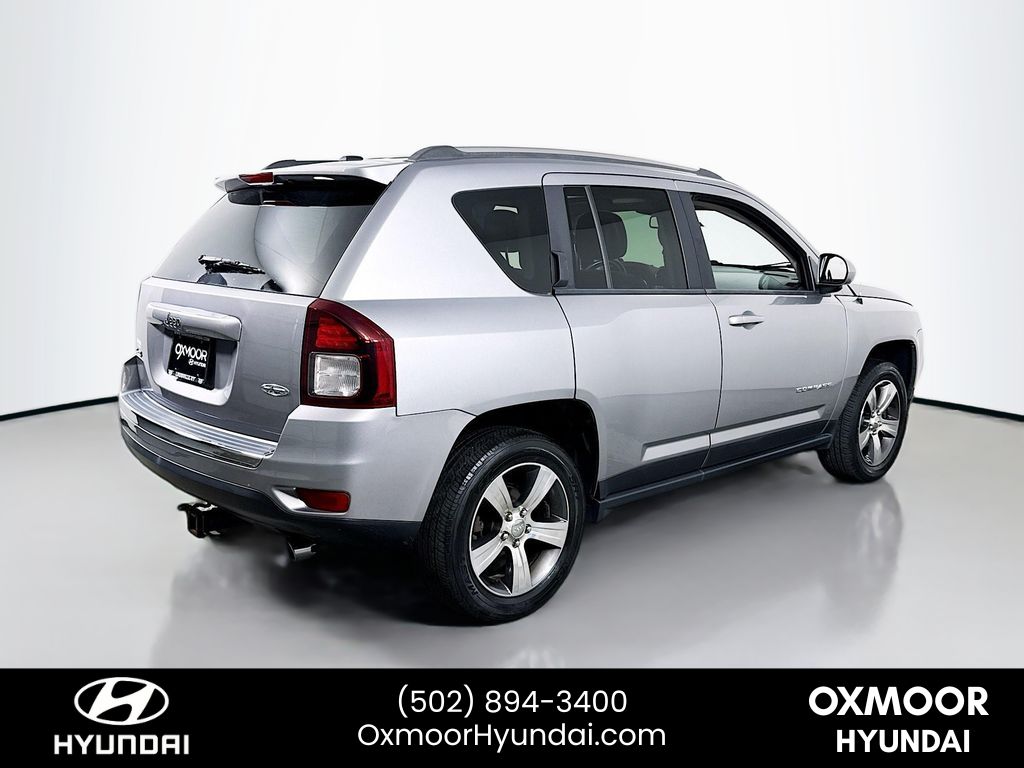 Vehicle image 5 of 31